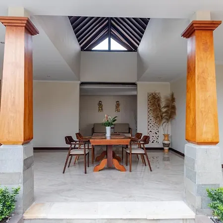 The Grand Villandra Resort Lovina Exterior photo